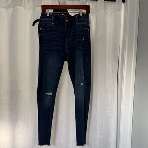 Liverpool Women’s size 31 Dark Blue Distressed Women's Jeggings